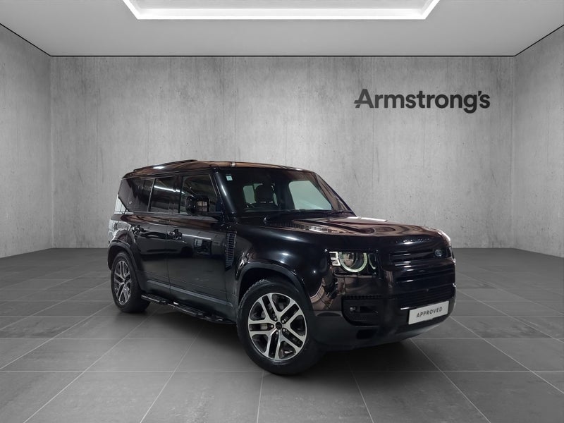 2022 Land Rover Defender 110 D300 SE 3.0DT