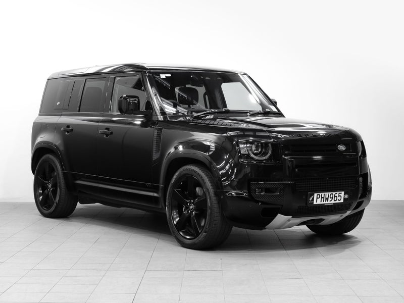 2022 Land Rover Defender 110 P525 Supercharged V8
