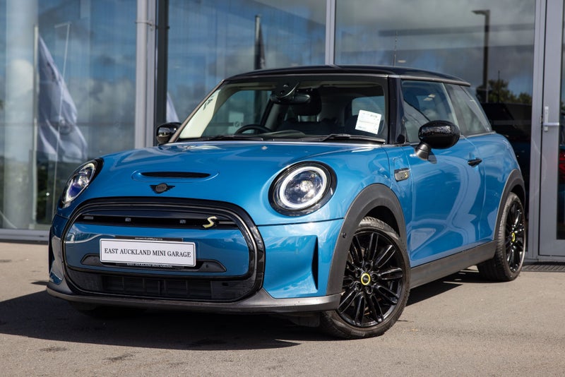 2022 MINI Cooper SE 3 Door Full Electric Classic