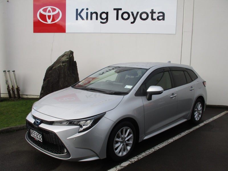 2022 Toyota Corolla 1.8 Hybrid S Touring + Warr...