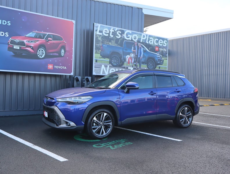 2022 Toyota Corolla Cross 1.8 Hybrid Z 4WD 5 Dr...