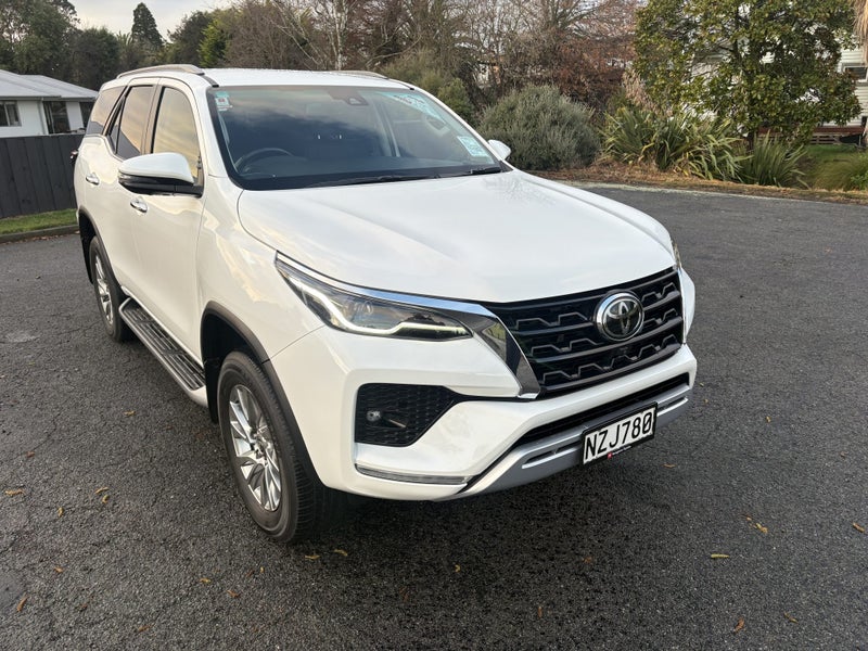 2022 Toyota Fortuner Limited 2.8DT 6AT 4WD WG/5...
