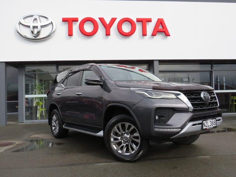 2022 Toyota Fortuner Limited 2.8DT