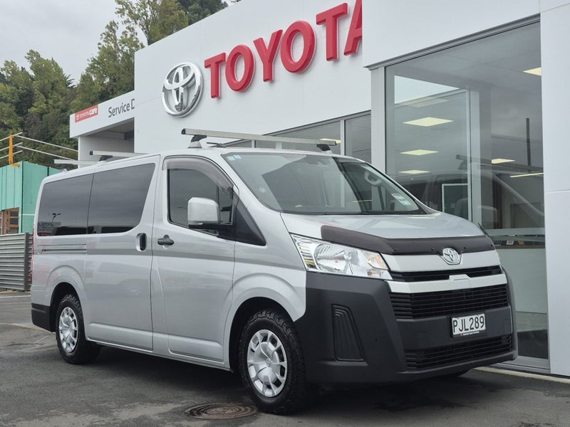 2022 Toyota Hiace ZR 2.8DT Auto