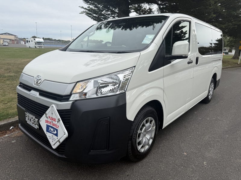 2022 Toyota Hiace ZR 2.8DT Automatic RWD Van
