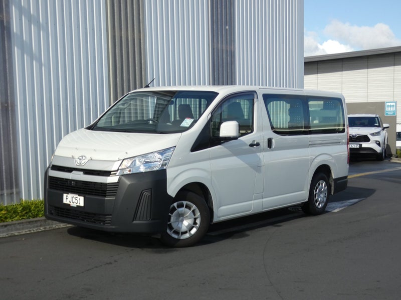 2022 Toyota Hiace ZR