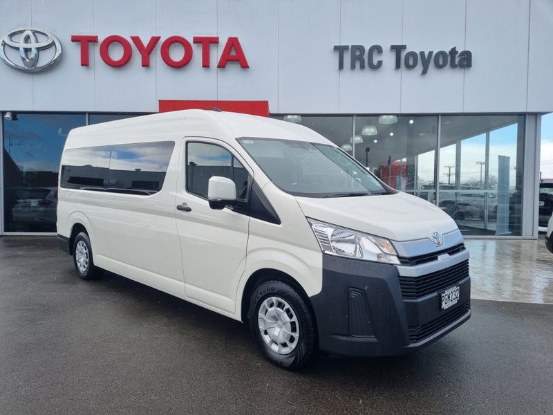2022 Toyota Hiace ZX 2.8DT Automatic Minibus Va...