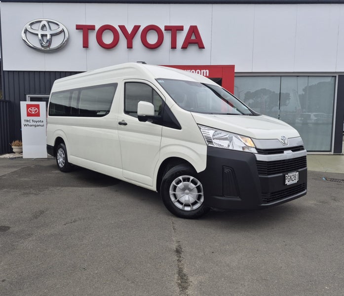 2022 Toyota Hiace ZX 2.8DT Automatic RWD Minibu...