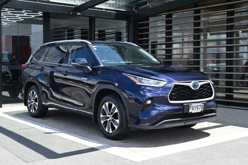 2022 Toyota Highlander Limited 2.5 Petrol Hybri...