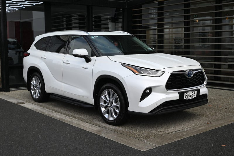 2022 Toyota Highlander Limited ZR 2.5 Petrol Hy...
