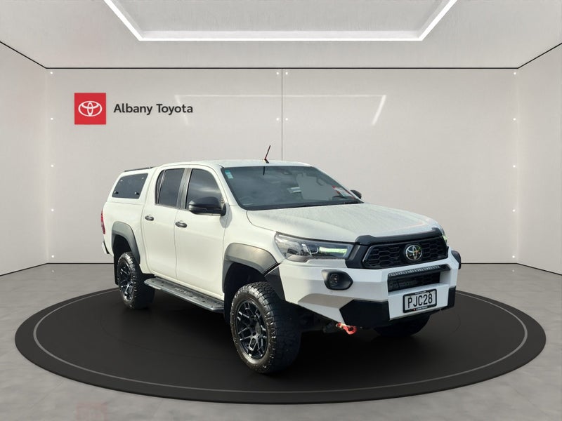 2022 Toyota Hilux MAKO 2.8DT 6AT 4WD DCW/4D/5S...