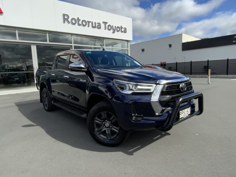 2022 Toyota Hilux One owner SR5 4X4 - Certified!