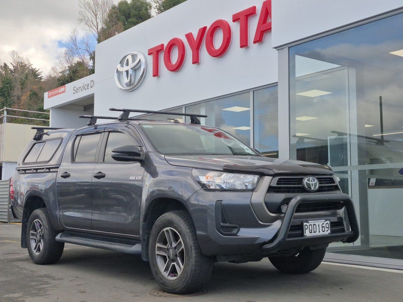 2022 Toyota Hilux SR 2.8DT 2WD 6M