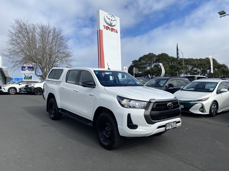 2022 Toyota Hilux SR 2.8DT 6AT 2WD