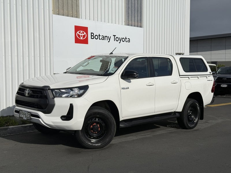 2022 Toyota Hilux SR 2.8DT 6AT 2WD DCW/4D/5S (J...
