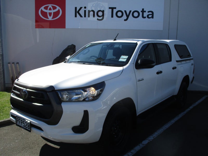 2022 Toyota Hilux SR 2.8DT 6AT 4WD Canopy
