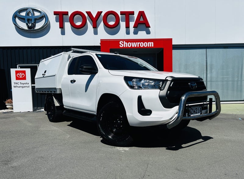 2022 Toyota Hilux SR 2.8DT Automatic 2WD Extra...