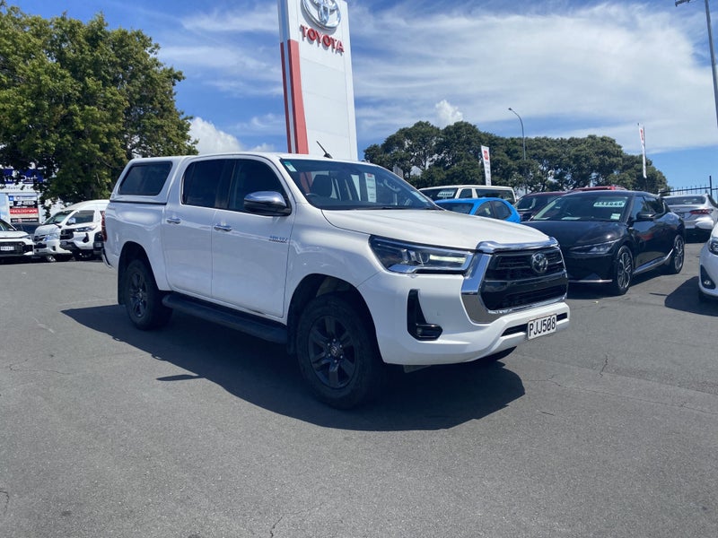 2022 Toyota Hilux SR5 2.8DT 6AT 2WD D/Cab