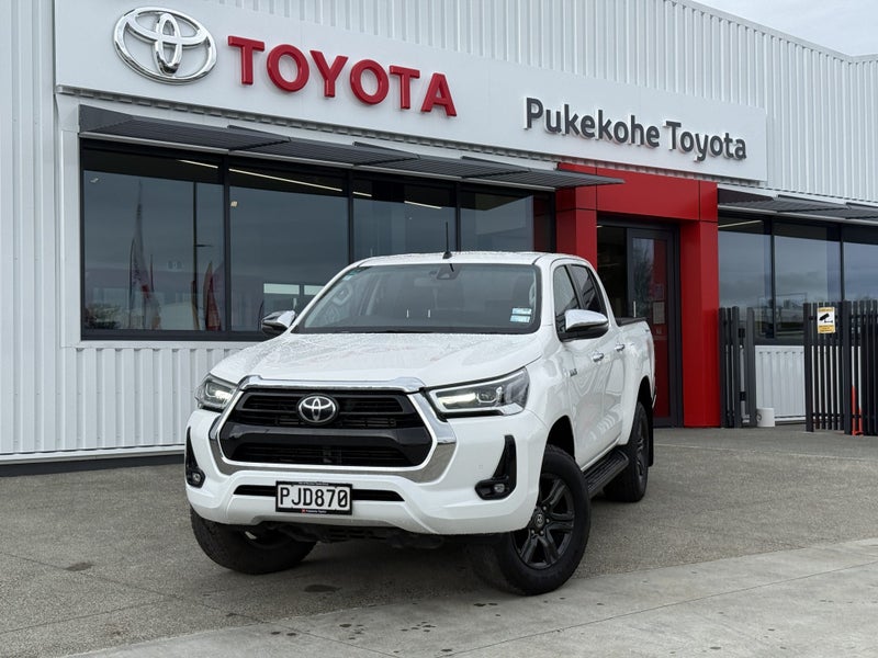 2022 Toyota Hilux SR5 2.8DT 6AT 2WD Double Cab