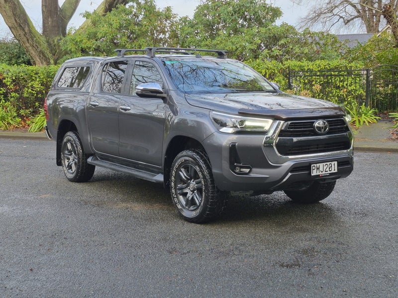 2022 Toyota Hilux SR5 2.8DT 6AT 4WD (JFDTS-SI2)