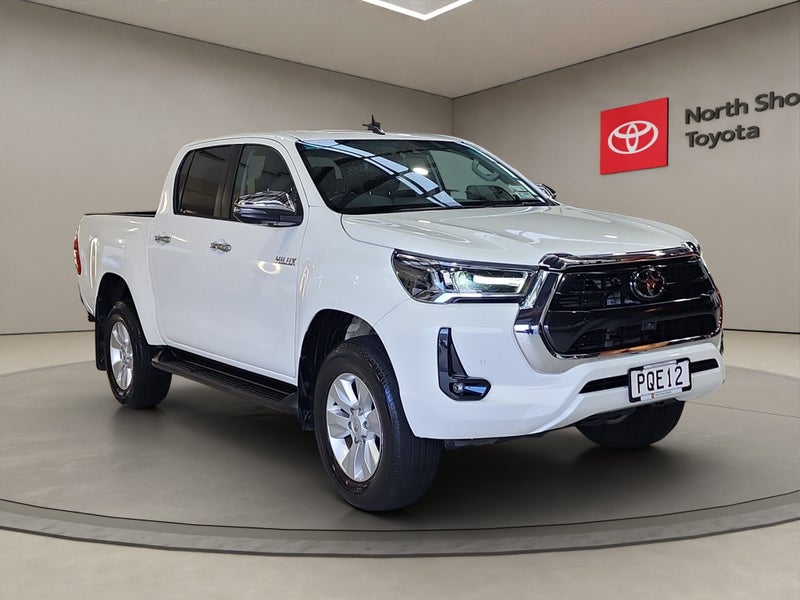 2022 Toyota Hilux SR5 2.8L Diesel Turbo 2WD Ute