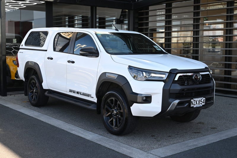 2022 Toyota Hilux SR5 Cruiser 2.8 Turbo Diesel...