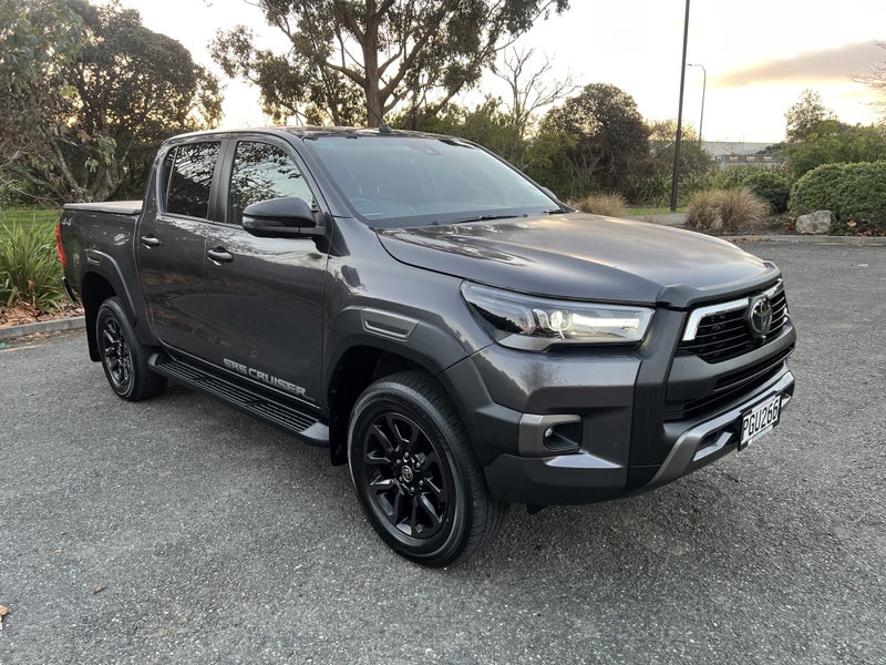 2022 Toyota Hilux SR5 CRUISER 2.8DT 6AT 4WD DCW...