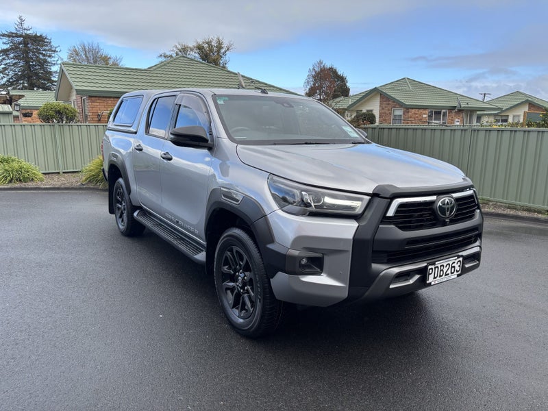 2022 Toyota Hilux SR5 CRUISER 2.8DT 6AT 4WD DCW...