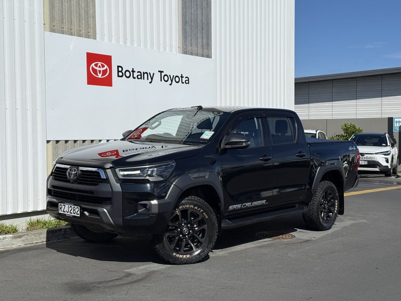 2022 Toyota Hilux SR5 CRUISER 2.8DT 6AT 4WD DCW...