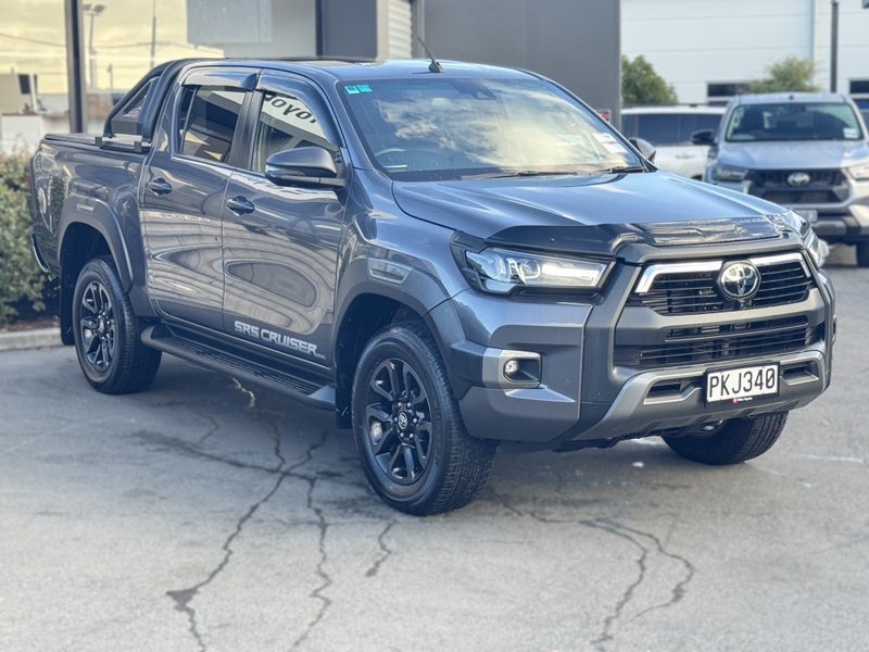 2022 Toyota Hilux SR5 CRUISER Prerunner, 2WD