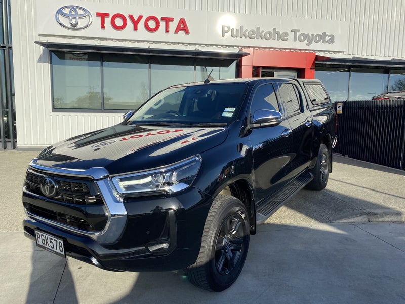 2022 Toyota Hilux SR5 TD DC 2.8DT 4WD