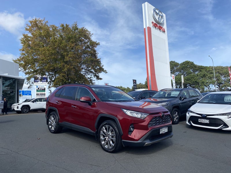 2022 Toyota RAV4 Limited 2.0P