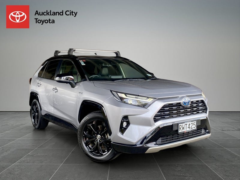 2022 Toyota RAV4 XSE 2.5P HV ECVT AWD SUV
