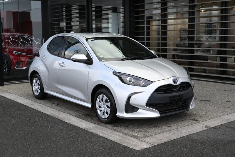 2022 Toyota Yaris 1.5 Petrol Hybrid X FWD Hatch...