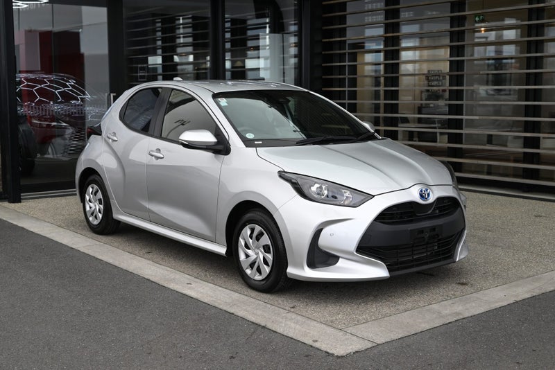 2022 Toyota Yaris 1.5 Petrol Hybrid X FWD Hatch...