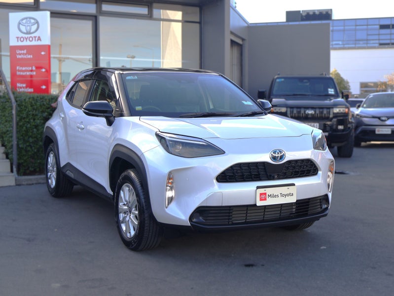 2022 Toyota Yaris Cross Hybrid G, Push Start