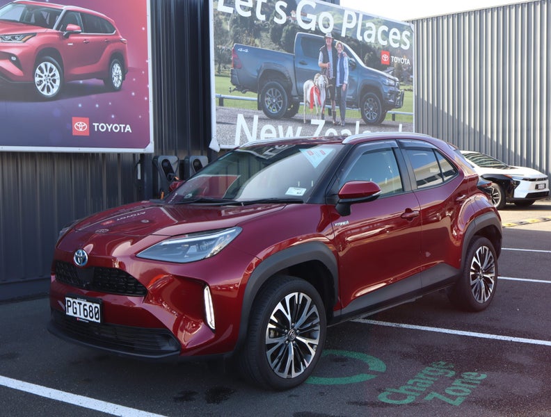 2022 Toyota Yaris Cross Limited 1.5P HV ECVT FW...