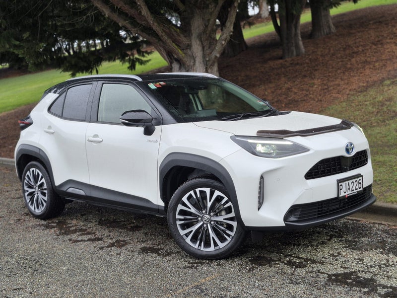 2022 Toyota Yaris Cross Limited 1.5P HV ECVT FW...