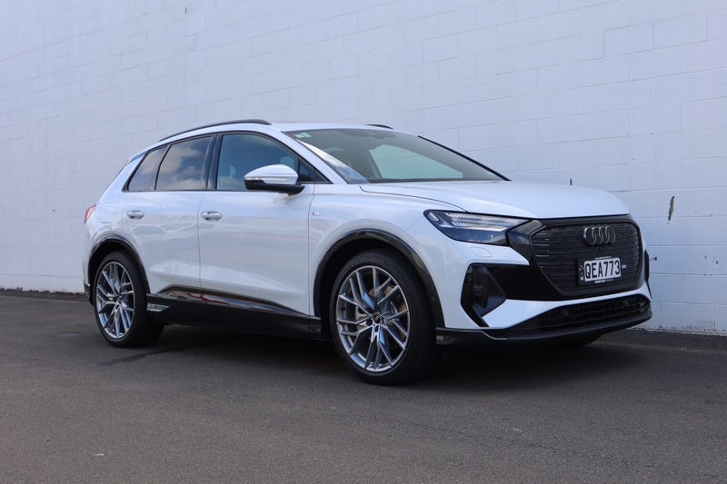 2023 Audi Q4 50 e-tron quattro S line
