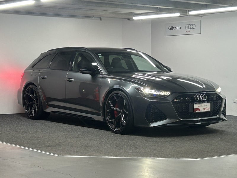2023 Audi RS6 Avant Performance