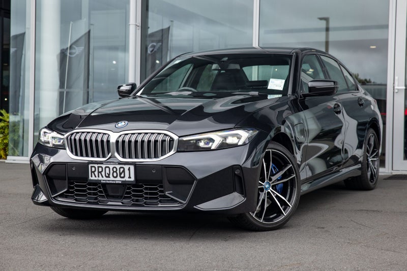 2023 BMW 330e M Sport