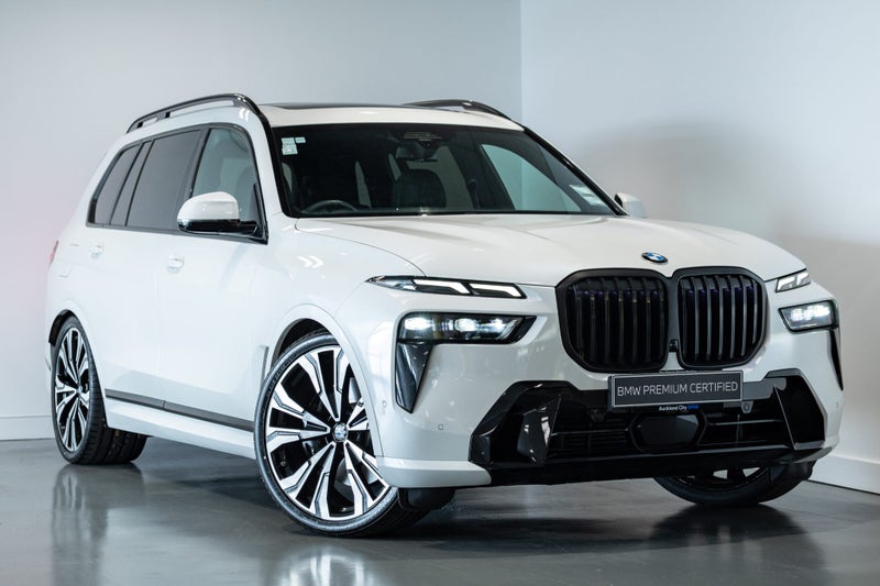 2023 BMW X7 xDrive40d M Sport + Luxury