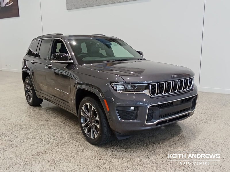 2023 Jeep Grand Cherokee Overland 5-Seat