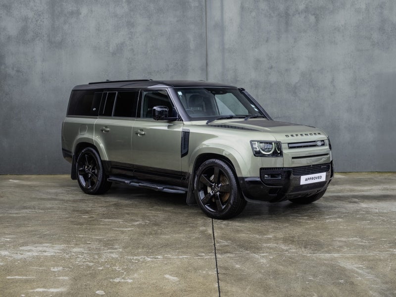 2023 Land Rover Defender 130 D300 X-Dynamic SE