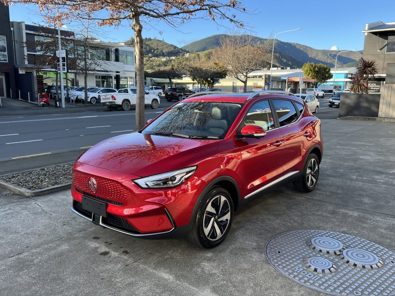 2023 MG ZS EV Essence Long Range