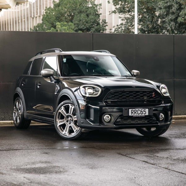2023 MINI Countryman Cooper S LCI Yours