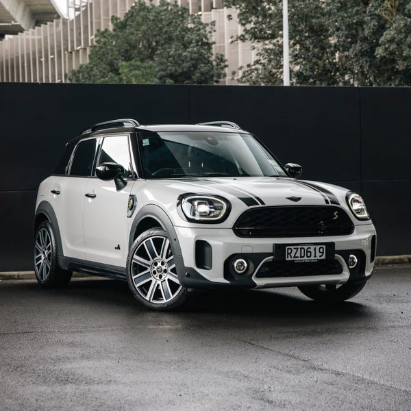 2023 MINI Countryman Cooper SE ALL4 YOURS