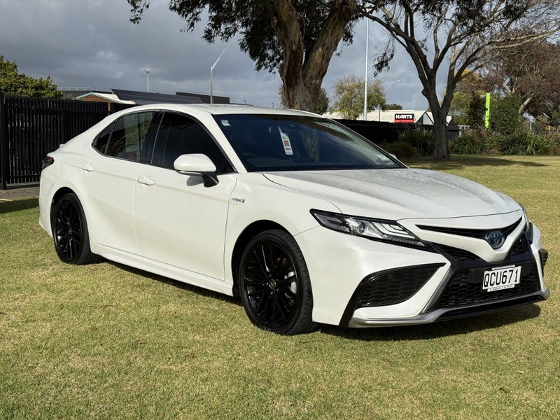2023 Toyota Camry SX 2.5P Hybrid FWD Automatic...