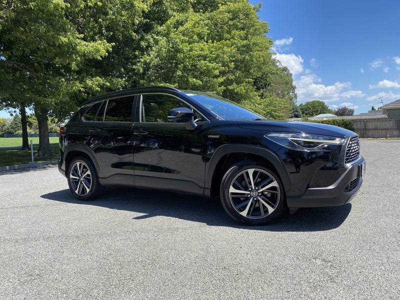 2023 Toyota Corolla Cross Limited 2.0P HEV ECVT...