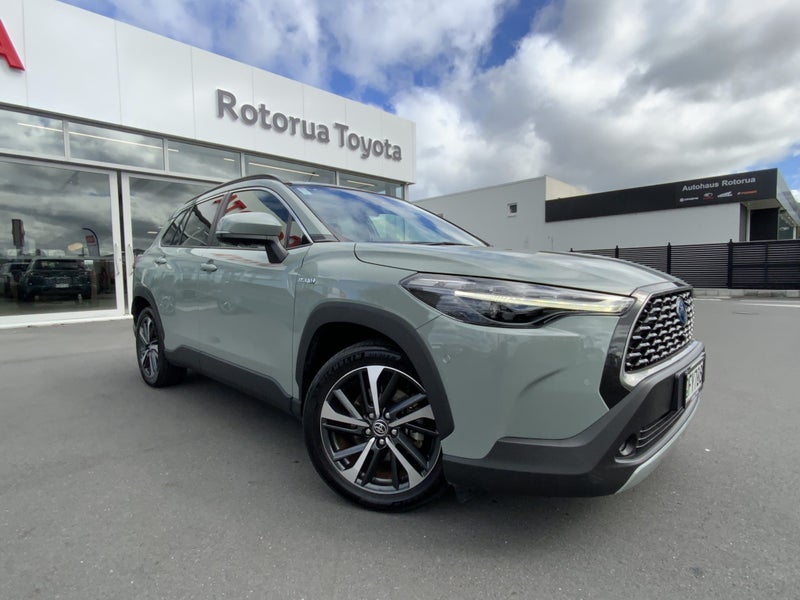 2023 Toyota Corolla Cross Limited All wheel dri...